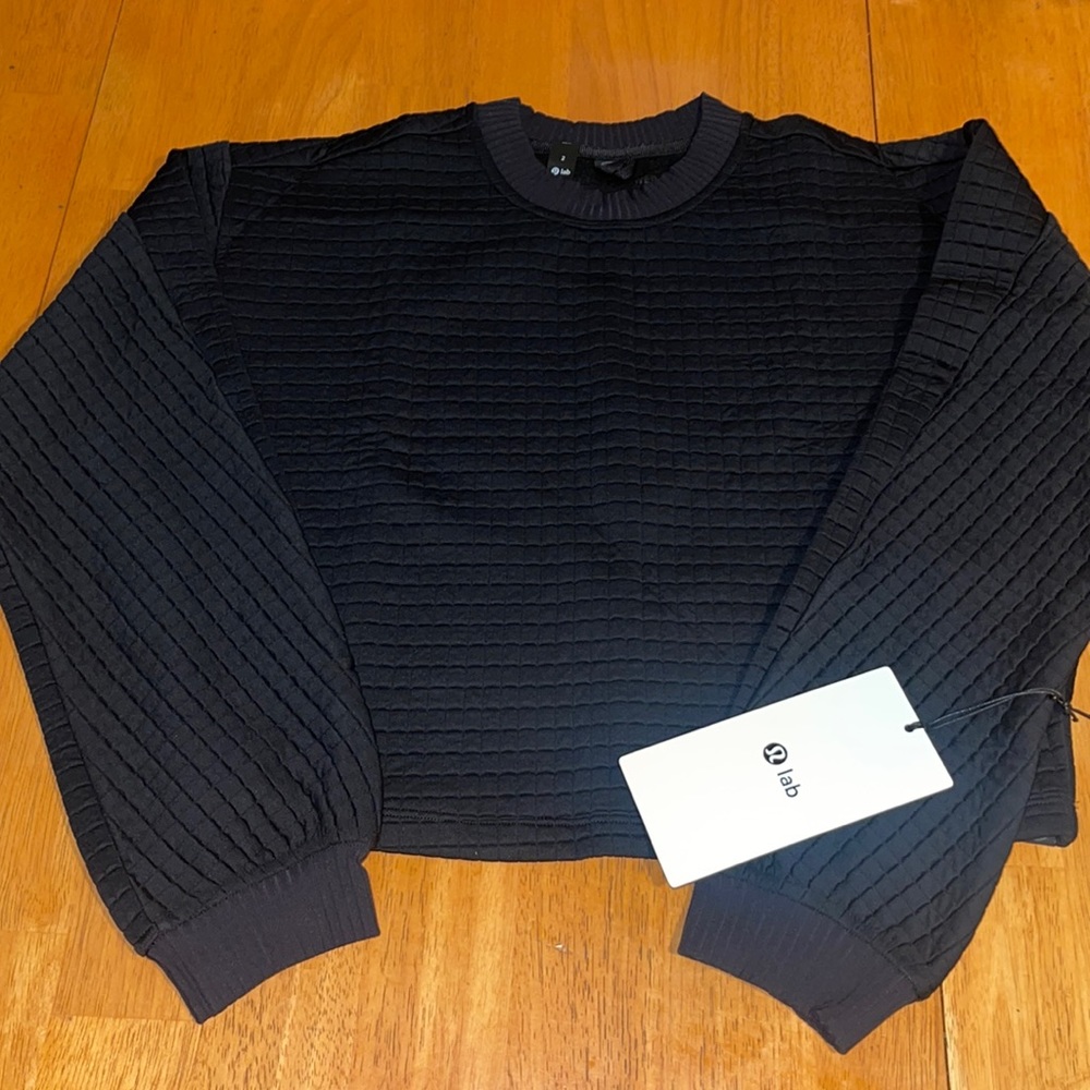 Lululemon LAB Textured Grid Cropped Pullover